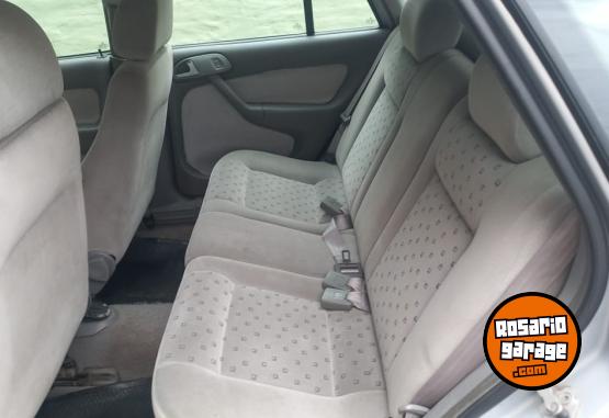 Autos - Volkswagen Gol country 2004 Nafta 250000Km - En Venta