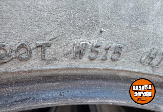 Accesorios para Autos - Cubiertas Bridgestone 245/65R17 - En Venta