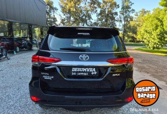 Camionetas - Toyota SW4 SRX A/T 7A 2019 Diesel 120000Km - En Venta