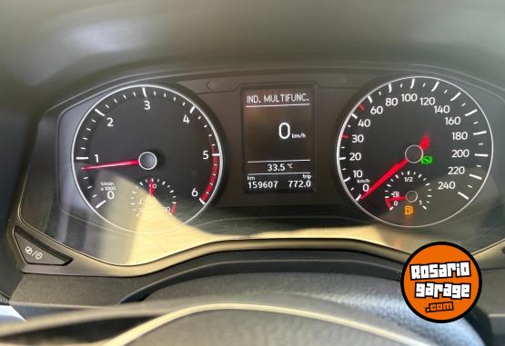 Camionetas - Volkswagen Amarok Highline Pack 2022 Diesel 160000Km - En Venta