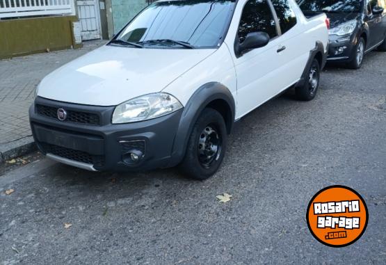 Utilitarios - Fiat Strada 2018 GNC 124000Km - En Venta