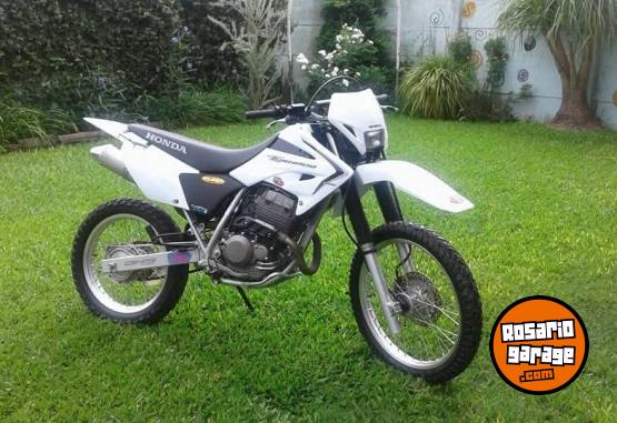 Motos - Honda TORNADO 2011 Nafta 26000Km - En Venta
