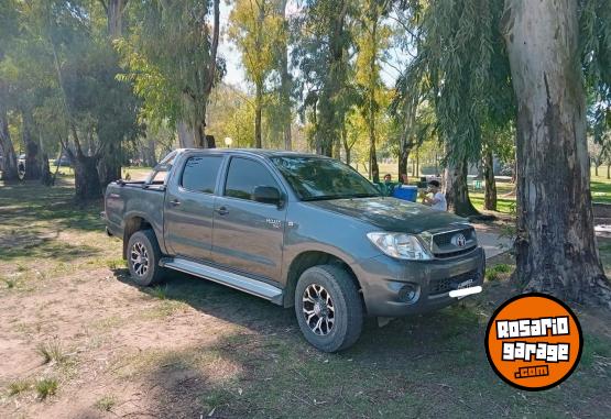 Camionetas - Toyota Hilux dx 2010 Diesel 250000Km - En Venta