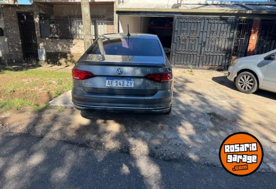 Autos - Volkswagen Virtus 2019 Nafta 117000Km - En Venta