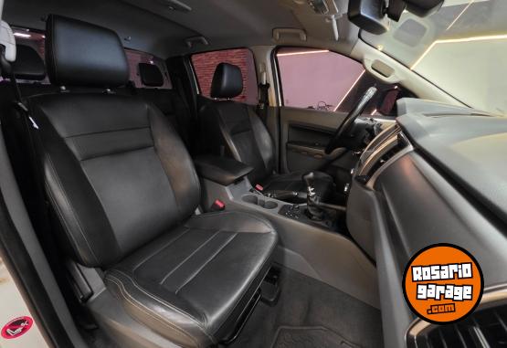 Camionetas - Ford RANGER DC LIMITED 3.2L 2018 Diesel 120000Km - En Venta