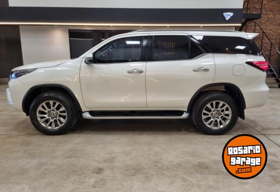 Camionetas - Toyota SW4 SRX 2.8L 4X4 AT 2021 2021 Diesel 152000Km - En Venta