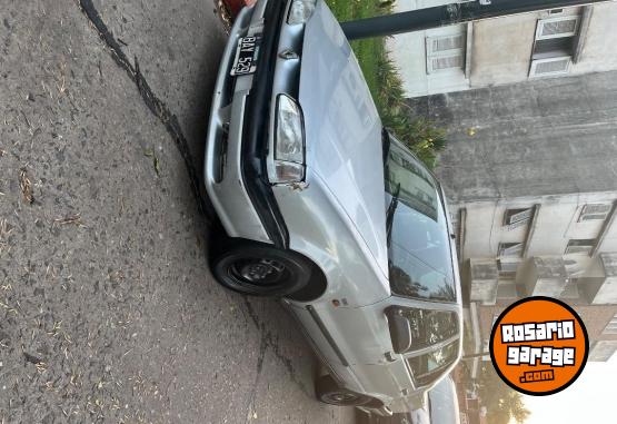 Autos - Renault 19 1996 Nafta 220000Km - En Venta