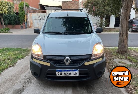 Utilitarios - Renault Kangoo 2016 GNC 160000Km - En Venta