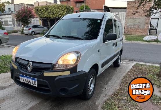 Utilitarios - Renault Kangoo 2016 GNC 160000Km - En Venta