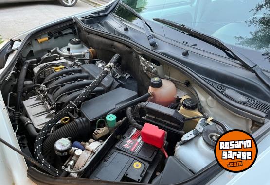 Utilitarios - Renault Kangoo 2016 GNC 160000Km - En Venta