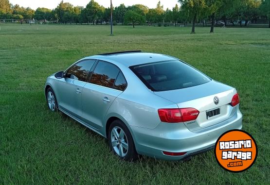 Autos - Volkswagen VENTO LUXURY 2014 Nafta 106000Km - En Venta