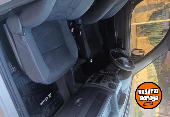 Utilitarios - Peugeot Partner 2013 Nafta 138800Km - En Venta