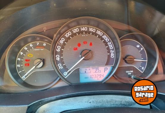 Autos - Toyota COROLLA XLI 1.8 CVT 2015 Nafta 100000Km - En Venta