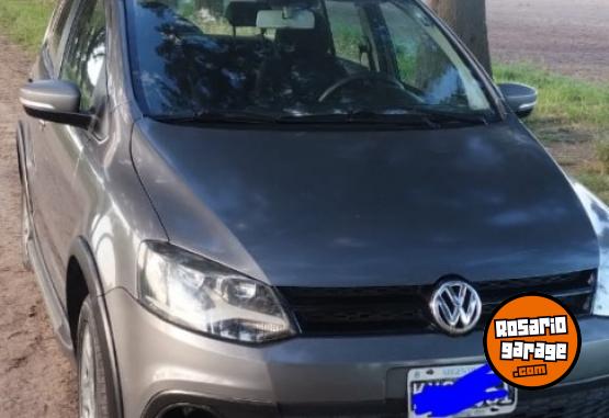 Autos - Volkswagen Fox cross 2012 Nafta 145000Km - En Venta