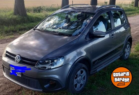 Autos - Volkswagen Fox cross 2012 Nafta 145000Km - En Venta