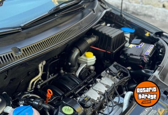 Autos - Volkswagen Fox cross 2012 Nafta 145000Km - En Venta