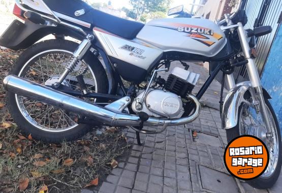 Motos - Suzuki Ax100 2019 Nafta 13000Km - En Venta
