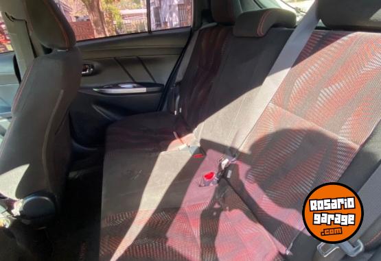 Autos - Toyota Yaris S 2017 Nafta 103000Km - En Venta