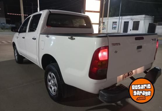 Camionetas - Toyota Hilux 2007 Diesel 410000Km - En Venta