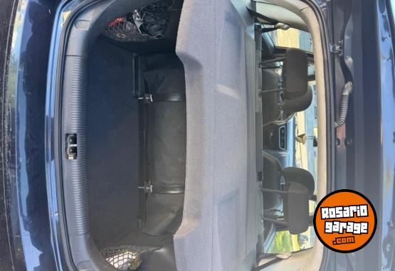 Autos - Volkswagen Suran 1.6 CONF 2011 GNC 173000Km - En Venta