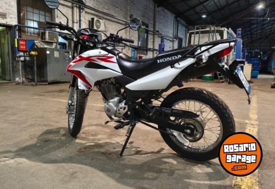Motos - Honda XR 2024 Nafta 13000Km - En Venta