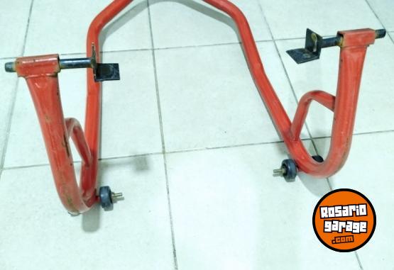 Accesorios para Motos - Caballete universal - En Venta