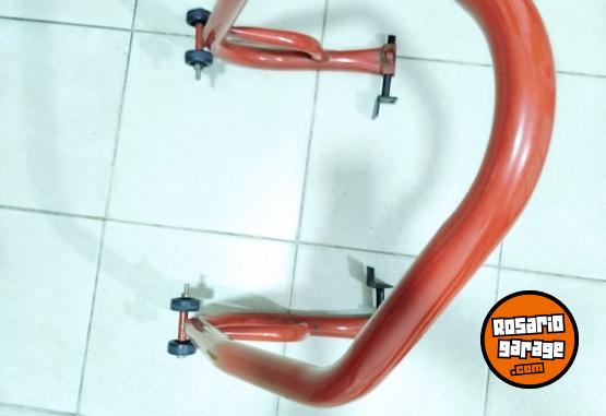 Accesorios para Motos - Caballete universal - En Venta