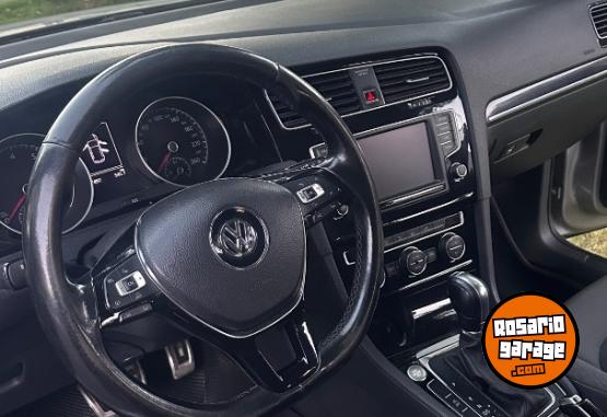 Autos - Volkswagen Golf 2016 Nafta 136000Km - En Venta