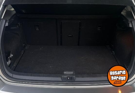 Autos - Volkswagen Golf 2016 Nafta 136000Km - En Venta