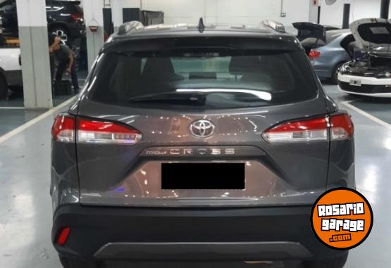 Autos - Toyota COROLLA CROSS 2.0 XLI CVT 2021 Nafta 87000Km - En Venta