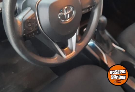 Autos - Toyota COROLLA CROSS 2.0 XLI CVT 2021 Nafta 87000Km - En Venta
