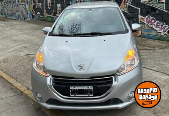 Autos - Peugeot 208 ALLURE TOUCH 2014 Nafta 25000Km - En Venta
