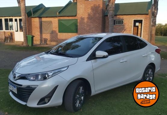 Autos - Toyota YARIS XLS CVT 2021 Nafta 147000Km - En Venta