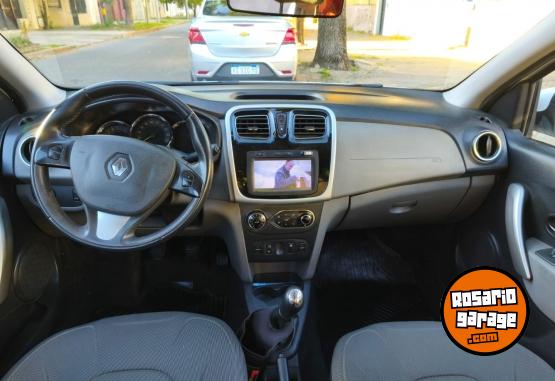 Autos - Renault Logan privilege 1ra mano 2017 Nafta 135000Km - En Venta