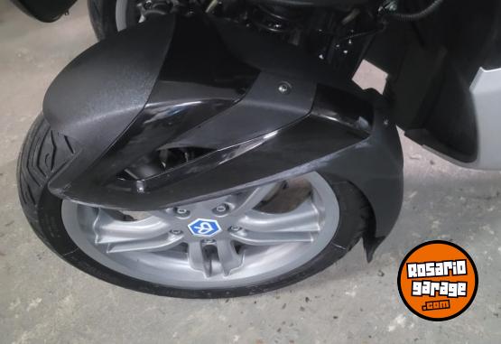 Motos - Piaggio MP3 Urban 2017 Nafta 15000Km - En Venta