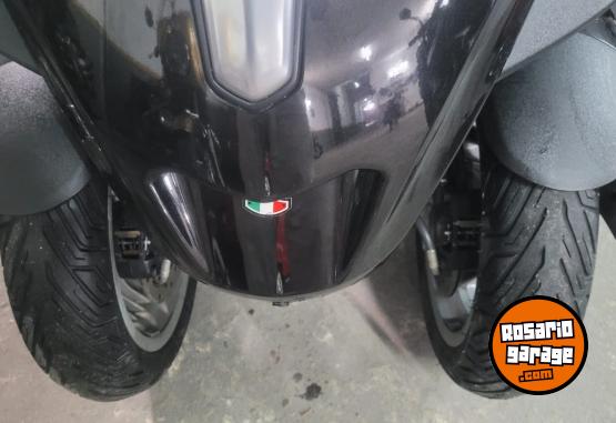 Motos - Piaggio MP3 Urban 2017 Nafta 15000Km - En Venta