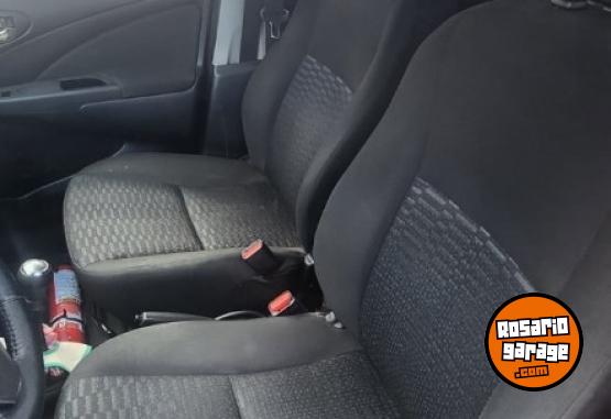 Autos - Toyota Etios XLS 5 ptas 2016 Nafta 110000Km - En Venta