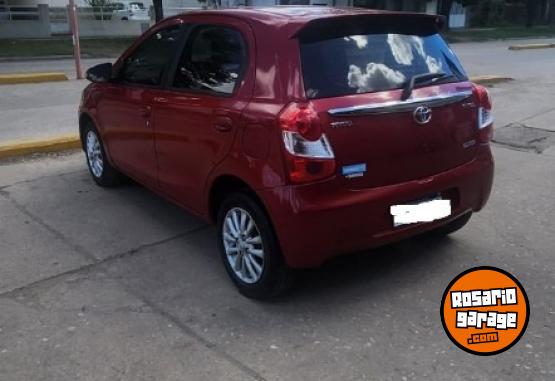 Autos - Toyota Etios XLS 5 ptas 2016 Nafta 110000Km - En Venta