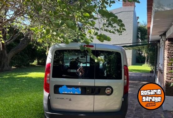 Utilitarios - Fiat Doblo cargo 2017 Nafta 53000Km - En Venta