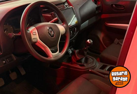 Camionetas - Renault Alaskan 2.3 TDI 2021 Diesel 102000Km - En Venta