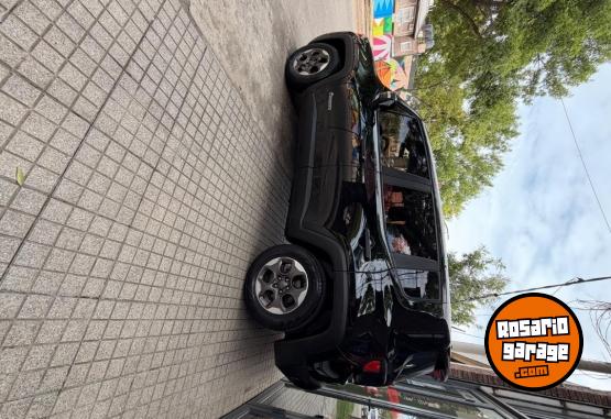 Camionetas - Jeep Renegade Sport 2017 Nafta 80300Km - En Venta