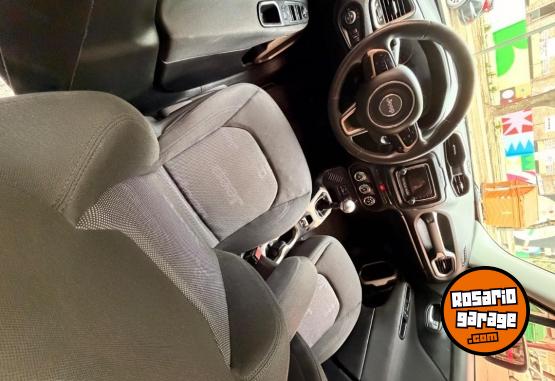 Camionetas - Jeep Renegade Sport 2017 Nafta 80300Km - En Venta