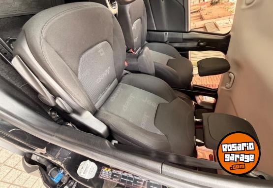 Camionetas - Jeep Renegade Sport 2017 Nafta 80300Km - En Venta