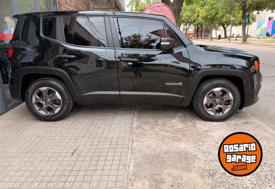 Camionetas - Jeep Renegade Sport 2017 Nafta 80300Km - En Venta