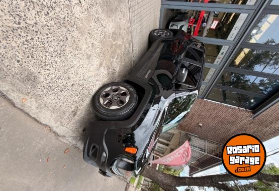 Camionetas - Jeep Renegade Sport 2017 Nafta 80300Km - En Venta