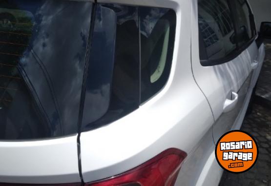 Autos - Ford Eco sport 2018 GNC 167000Km - En Venta