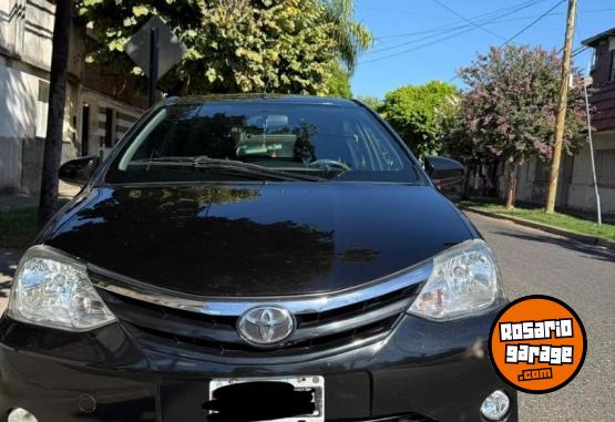 Autos - Toyota �ticos XLS 1.5 M/T 2014 Nafta 130000Km - En Venta