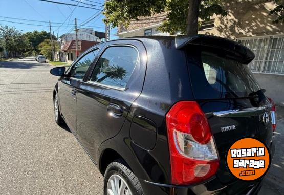 Autos - Toyota �ticos XLS 1.5 M/T 2014 Nafta 130000Km - En Venta
