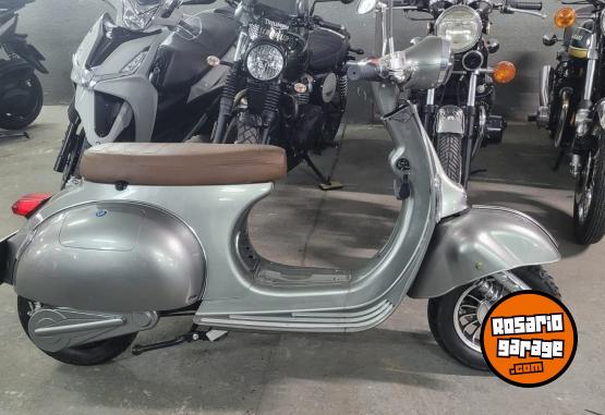 Motos - Otra marca Vespa 2021 Nafta 800Km - En Venta