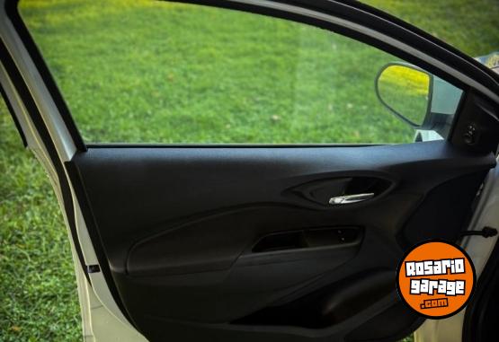 Autos - Chevrolet PRISMA 1.4 / ONIX VIRTUS 2019 Nafta 96000Km - En Venta